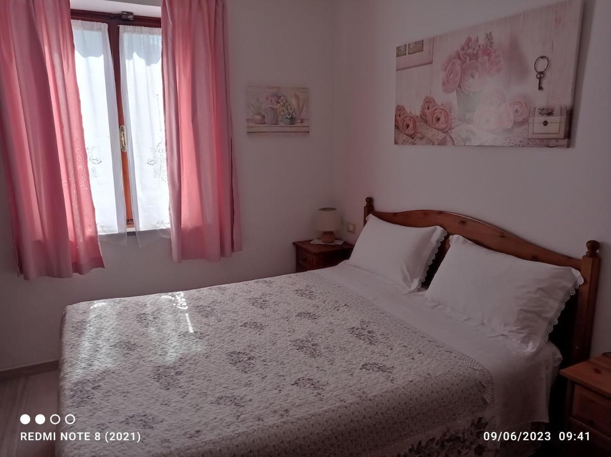 Amaryllis Case Vacanza Romito Magra Luaran gambar